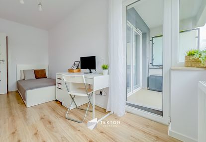 ✅ słoneczne z widokiem na zieleń ✅ balkon