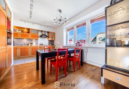 Dwupoziomowy apartament w sercu włoch-4 pokoje-2 łazienki-balkon