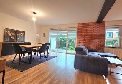 Szeregówka z garażem