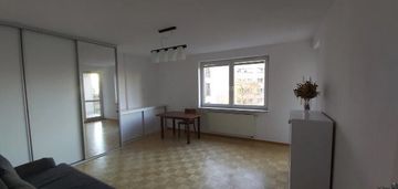 Kawalerka na bielanach