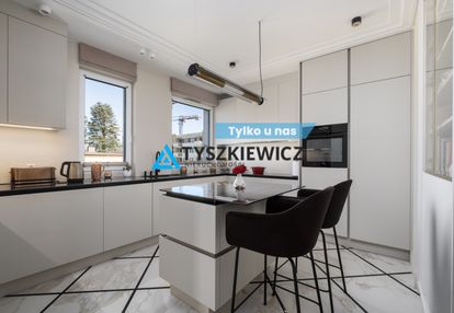 Luksusowy apartament nad morzem!
