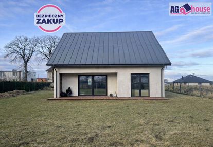 Dom w zielonej, nadmorskiej okolicy