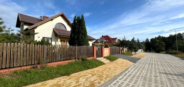 Uzbrojone działki, blisko jeziora tuchomskiego!