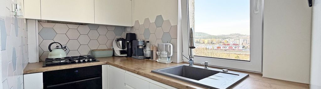 Gdynia chylonia dwa pokoje z balkonem, wyposażone