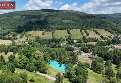 Urokliwa działka budowlana.