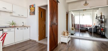 Kawalerka z możliwością 2 pokoju, blisko skm