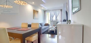 Wyposażone 2pokoje /zamknięte osiedle /duży balkon