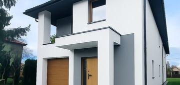 Wyjątkowy dom dwulokalowy z przestronną działką