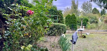 Rod myślęcinek solidny, murowany, dom na lata