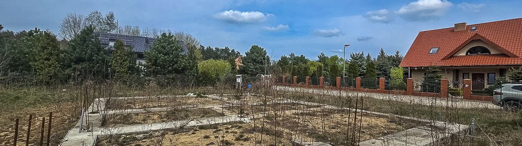 Leonów • działka z budową i mediami • 1300 m²