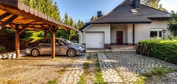 Piękny ogród, kolej 8 min pieszo - szybki dojazd