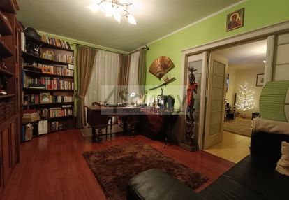 Świetna energa mieszkania!ciche,2garaże, las!