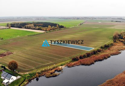 Piękna działka koło rzeki szkarpawa