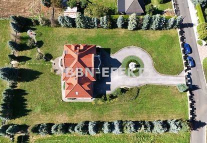 Piękna posiadłość dla wymającego klienta!