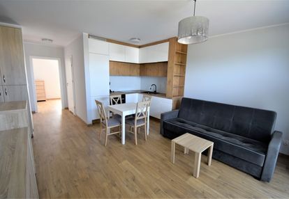 3 pokoje  z m. parkingowym od zaraz