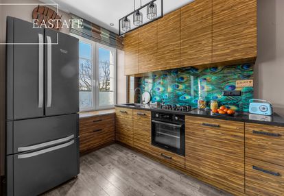 Przy łazienkach królewskich i widne i ciche