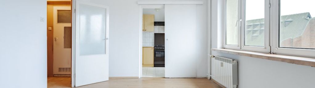 Stegny | kawalerka z opcją 2 pokoi | tramwaj