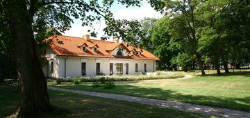 Dworek okolice przedborza