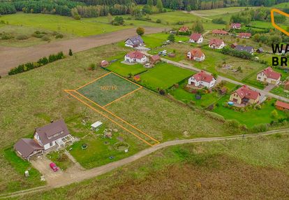 Działka budowlana na osiedlu domów jednorodzinnych