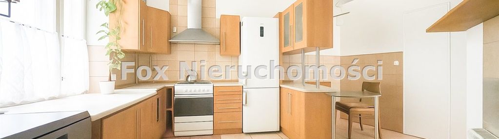 Klimatyczne 3 pokoje w zadbanej kamienicy -centrum