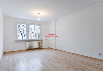 Osobna kuchnia, tramwaj, do wejścia