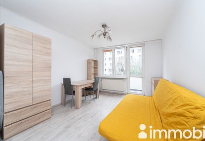 Funkcjonalne 2 pokoje z balkonem na muranowie