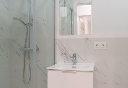 Jasne dwa pokoje po remoncie w sercu mokotowa