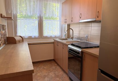 I piętro - 2 pokoje z balkonem od południa