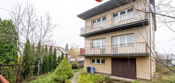 Dom wolnostojący w doskonałej lokalizacji