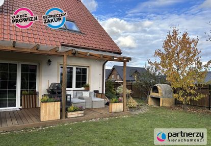 Nowoczesny dom z garażem w spokojnej okolicy