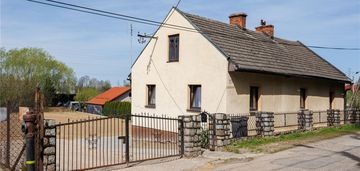 Dom parterowy po remoncie z dużą działką