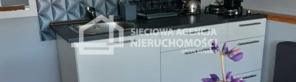 Pokój z aneksem i wspólną łazienką-orłowo