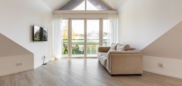 3 pokoje na cichym osiedlu obok lasu gdynia