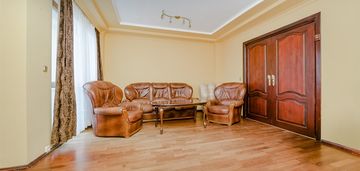 3 pokoje |67,2 m² |2 balkony |os. paderewskiego