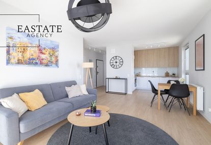 Stylowy lokal z  balkonem i miejscem parkingowym