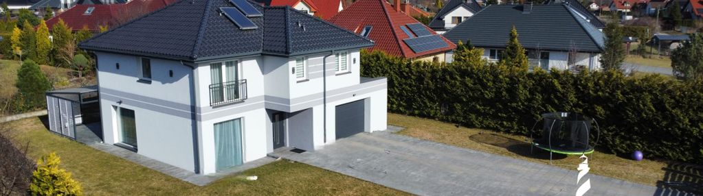 Piekny dom nad morzem