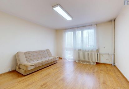 3pok. | balkon | 2 piętro | c.o. miejskie | 48m2