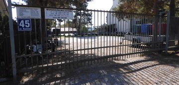 Blisko centrum miasta.