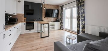 Nowe, umeblowane mieszkanie! duży balkon 5,6m2!