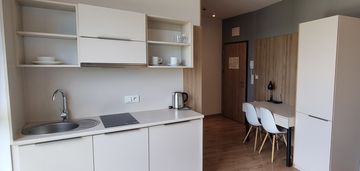 1 pokój, gotowy lokal niemieszkalny, pod wynajem