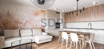 3-pokojowe mieszkanie|piękny balkon|lokum porto|