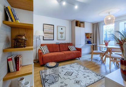 Wysoki standard słoneczne funkcjonalne z piwnicą