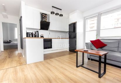 Mieszkanie 2 pokojowe po remoncie 1 piętro balkon