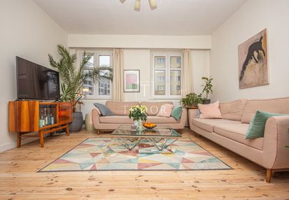 4 pokojowe mieszkanie w kamienicy, balkon, parking