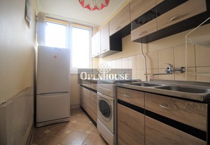 Na sprzedaż przestronne, trzypokojowe mieszkanie -