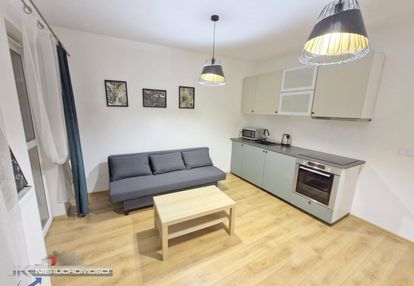 Wołyńska/2 pokoje/balkon/ m. postojowe/ projektant