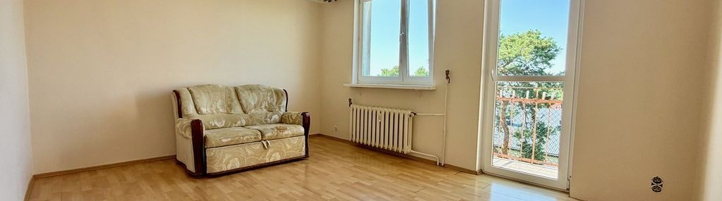 3 pokojowe mieszkanie, oddzielna kuchnia, balkon