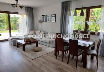 Dom wolnostojący pod wrocławiem, piekny ogród