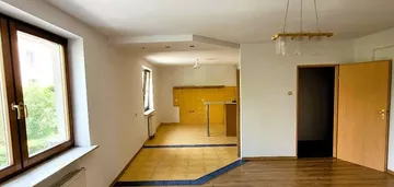Świętosławska, 101 m2, 3 pokoje, 1 piętro