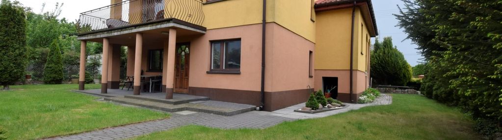 Duży przestronny dom w okolicach płocka.